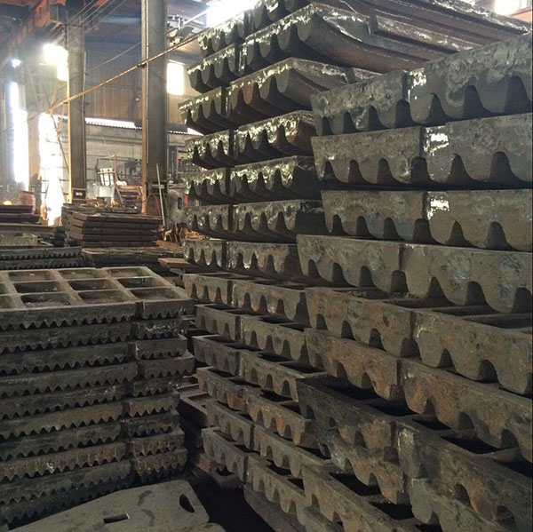 ����C���